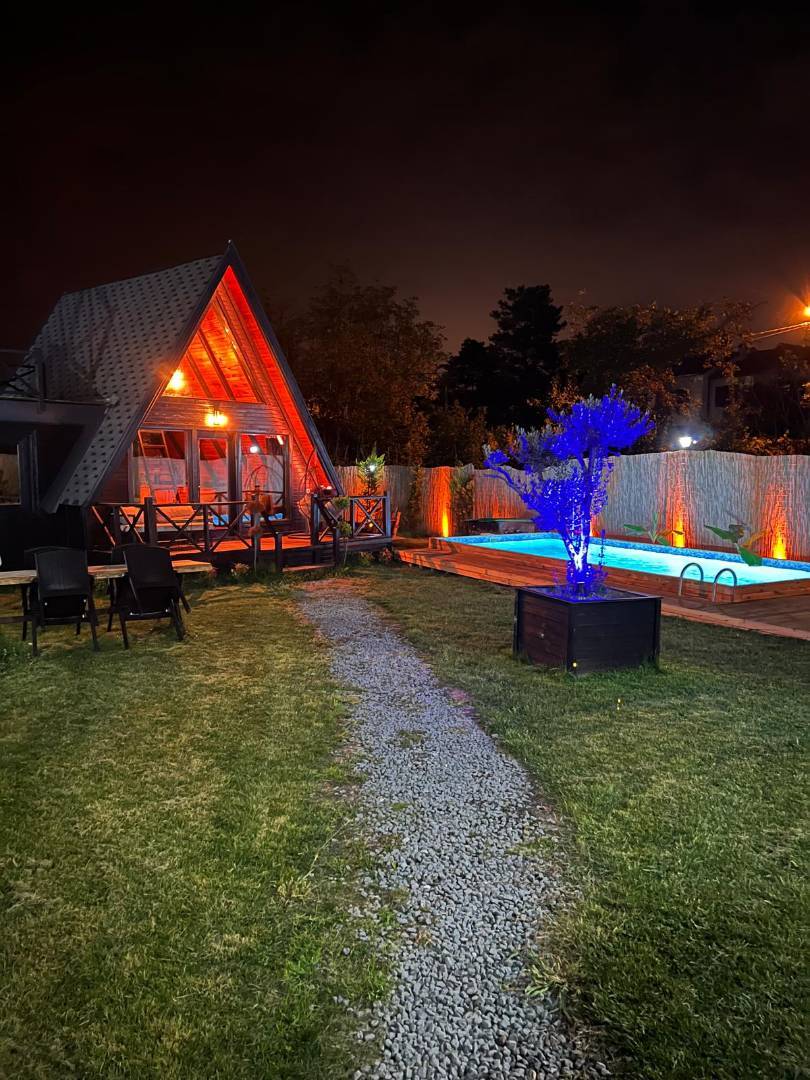 Sakarya Sapanca'da Balayı Çiftlerine Uygun, Salıncaklı, Kiralık Bungalov - Sapanca