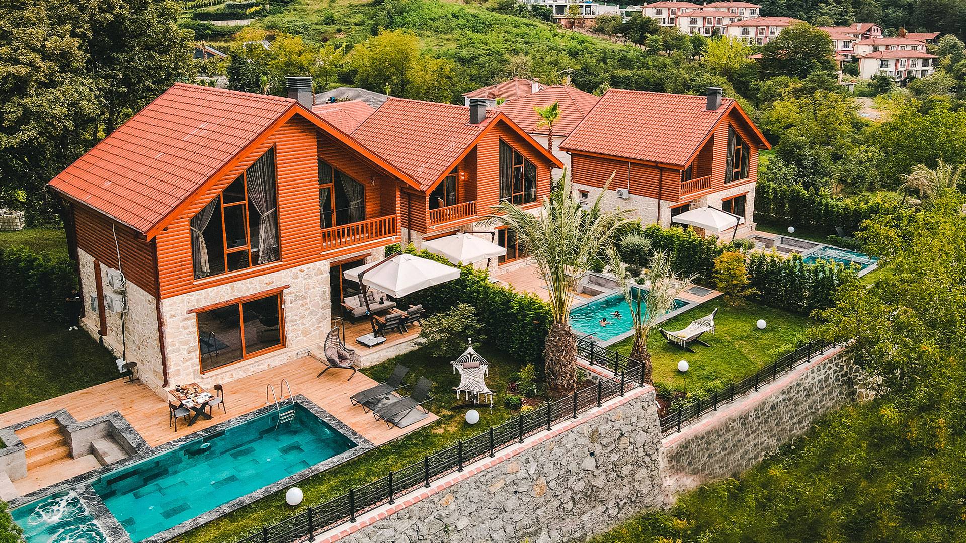 Sakarya Sapanca'da Doğa Manzaralı, Isıtmalı Havuzlu, Kiralık Villa fotoğraf 3