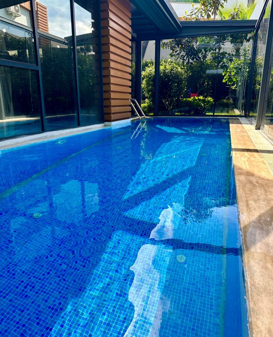 Sakarya Sapanca'da Doğa Manzaralı, Kapalı Isıtmalı Havuzlu, Kiralık Villa - Sapanca