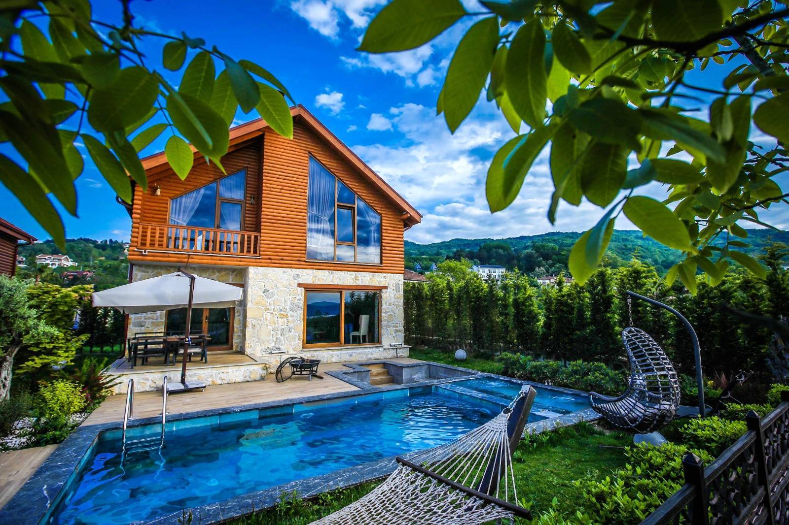 Sakarya Sapanca'da Harika Doğada, Isıtmalı Özel Havuzlu, Taş Villa - Sapanca