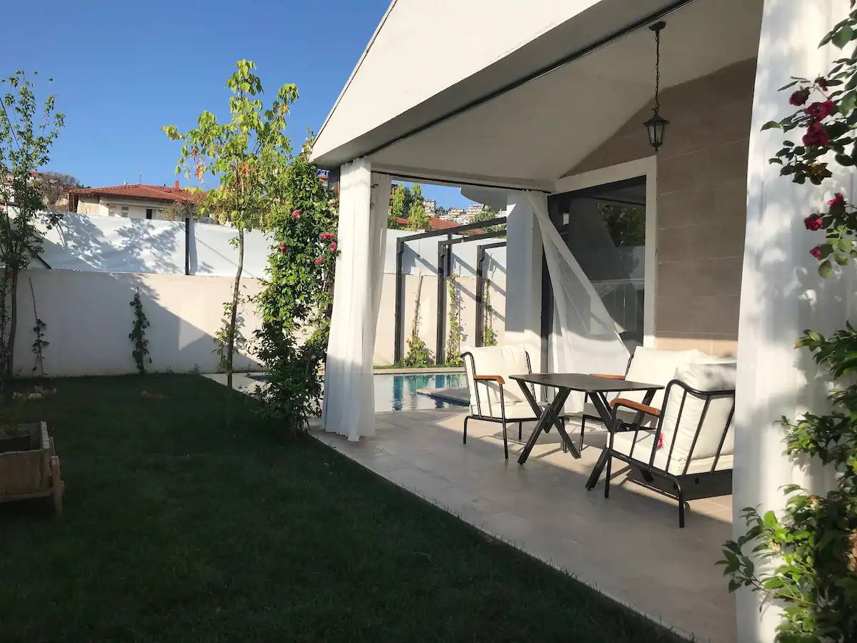 Sakarya Sapanca'da Isıtmalı ve Özel Havuzlu, 6 Kişilik, Kiralık Villa fotoğraf 3