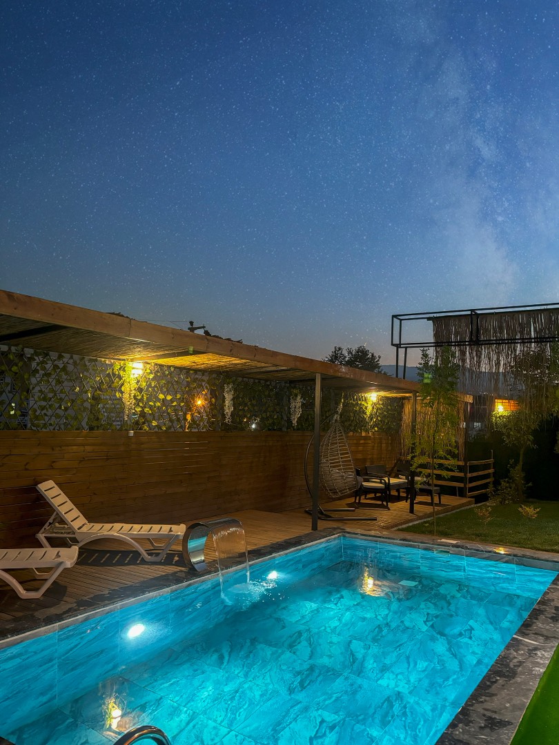 Sapanca Göl'de Merkezi Konumda, Özel Havuzlu, 4 Kişilik, Kiralık Villa fotoğraf 3