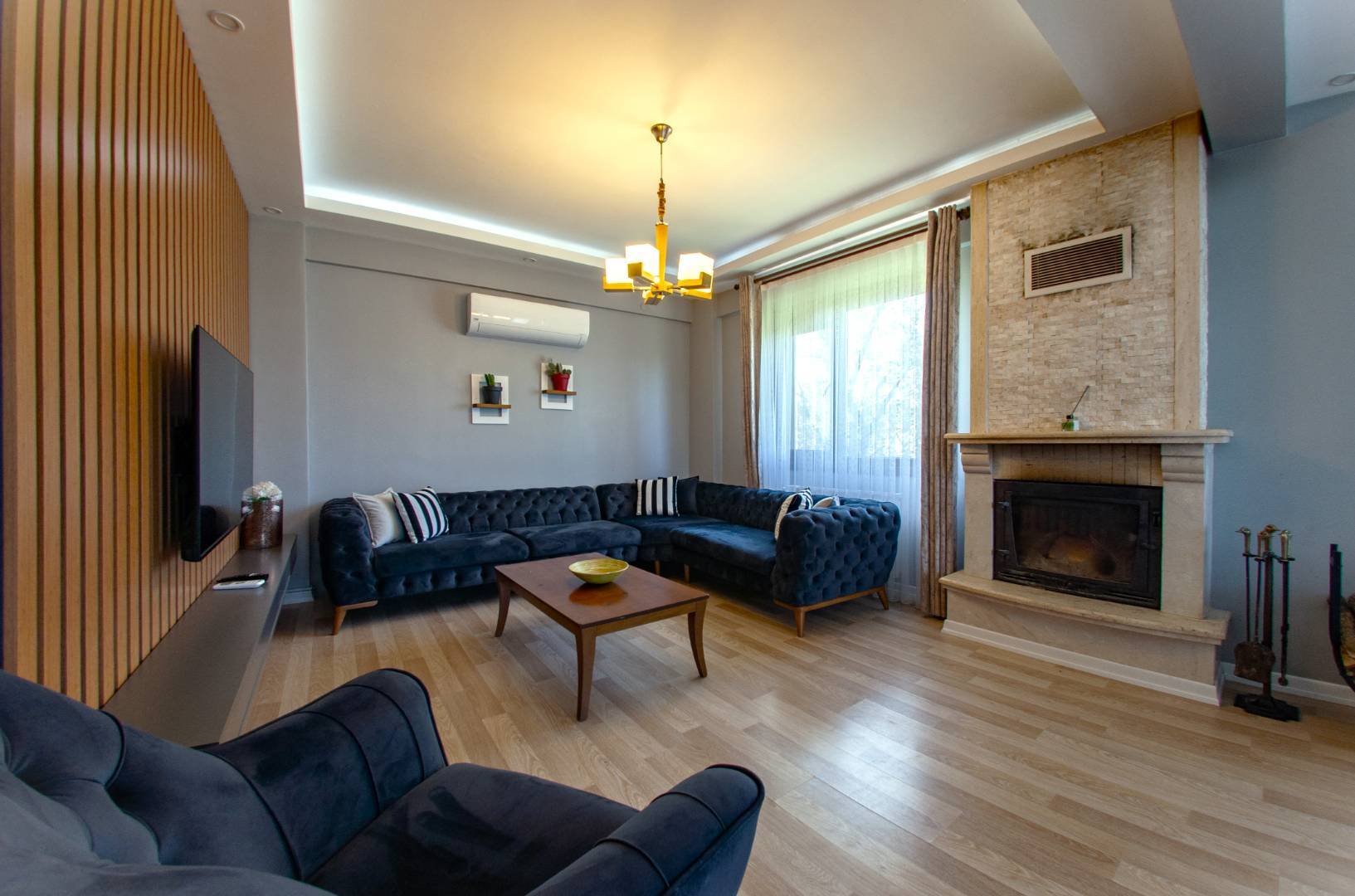 Sapanca Güldibi'nde Modern Tasarımlı, Isıtmalı Havuzlu, Kiralık Villa fotoğraf 3