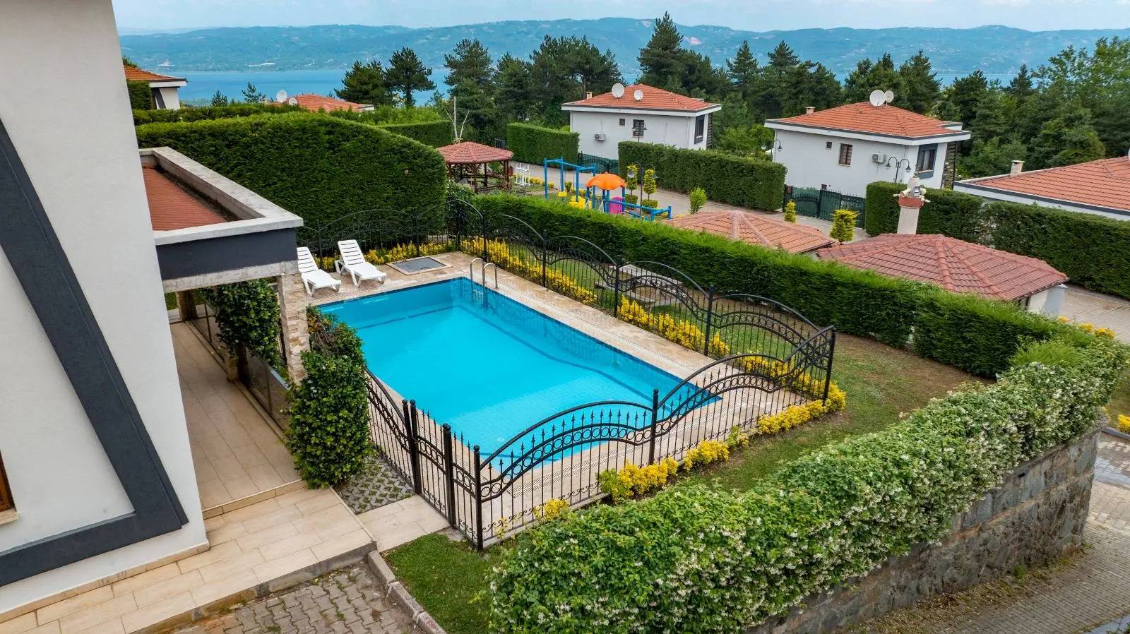 Sapanca Güldibi'nde Yeşillikler İçerisinde, Özel Havuzlu, 3+2 Villa fotoğraf 3