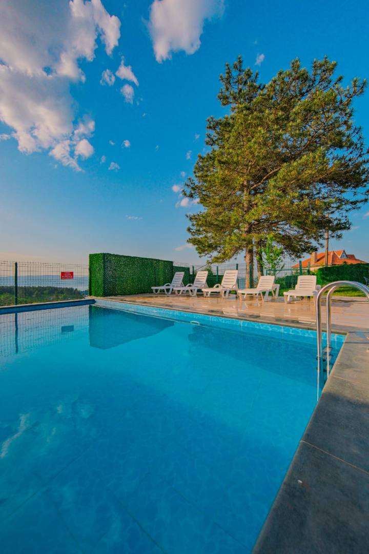 Sapanca Hacımercan'da Göl Manzaralı, Özel Havuzlu, Lüks Villa fotoğraf 3
