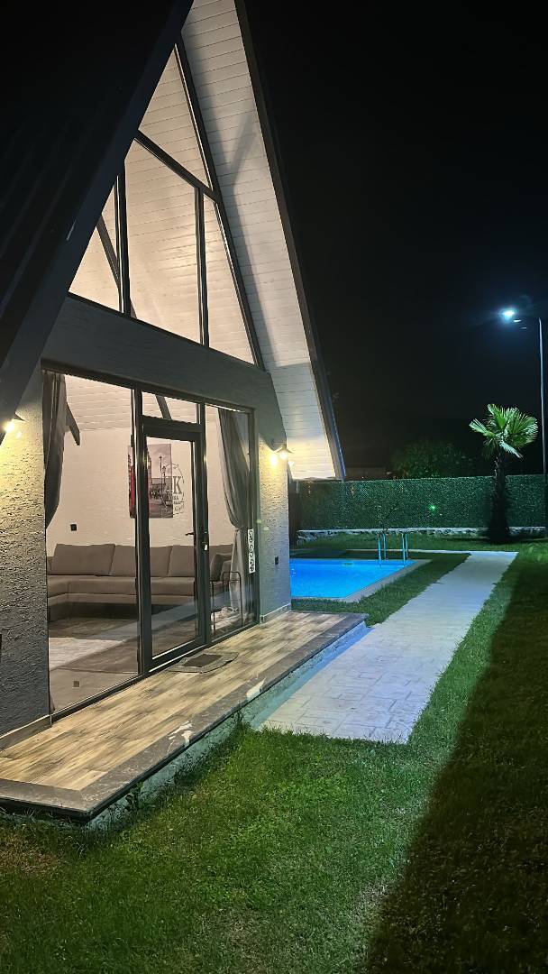 Sapanca Hacımercan'da Site İçerisinde, Özel Havuzlu, Lüks Bungalov fotoğraf 3