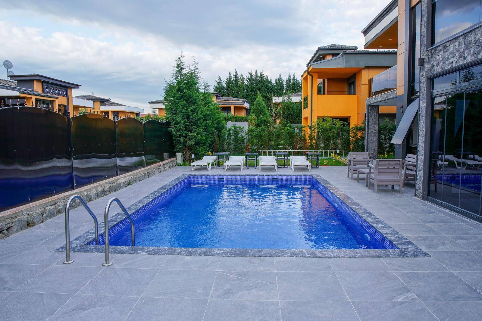 Sapanca Kırkpınar’ın Eşsiz Doğasında, Isıtmalı Özel Havuzlu, Kiralık Villa fotoğraf 3
