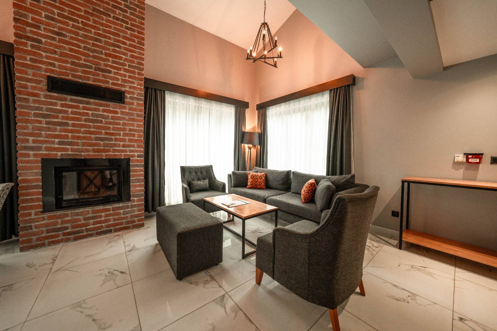 Sapanca Kırkpınar'da Doğayla İç İçe, Serinleme Havuzlu, Lüks Villa fotoğraf 3
