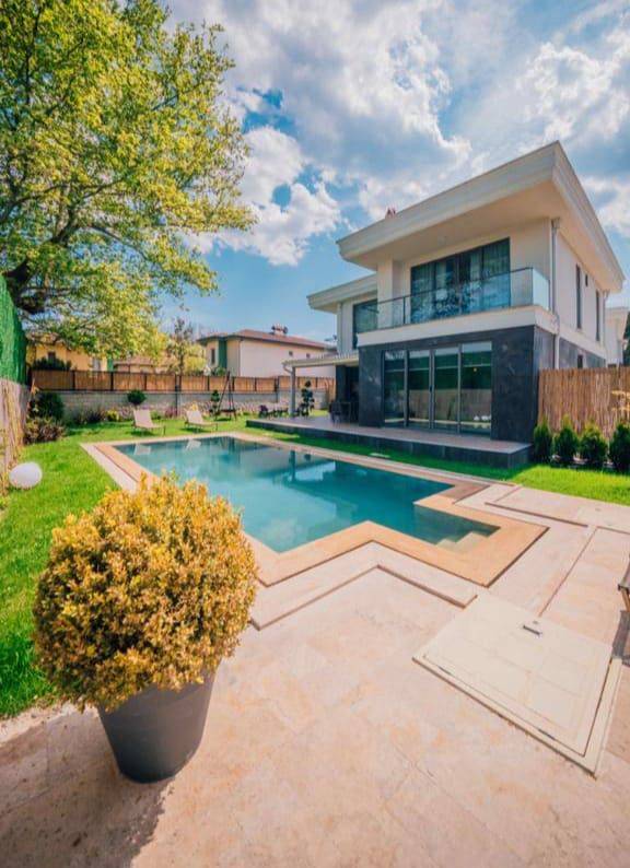 Sapanca Kırkpınar'da Elverişli Konumda, Isıtmalı Havuzlu, Lüks Villa fotoğraf 2