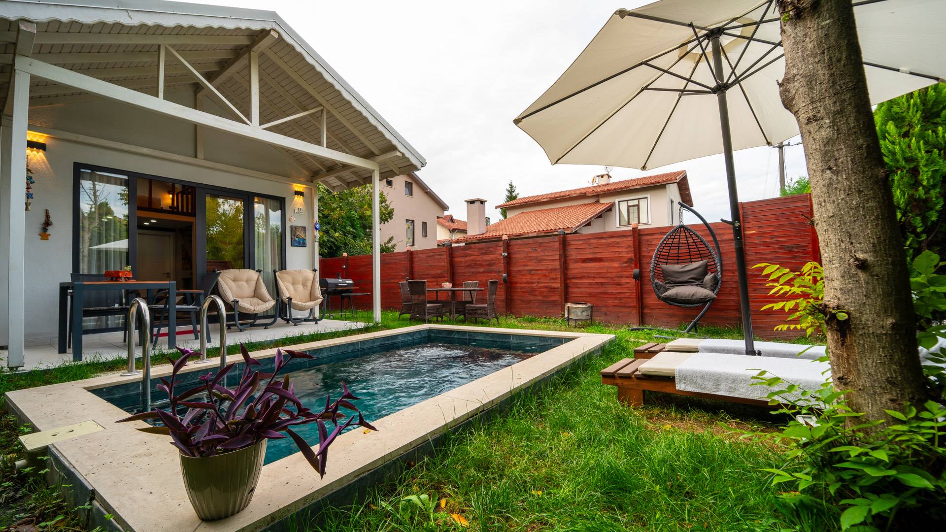 Sapanca Kırkpınar'da Enfes Doğa Manzaralı, Özel Havuzlu, Kiralık Villa - Sapanca / Kırkpınar