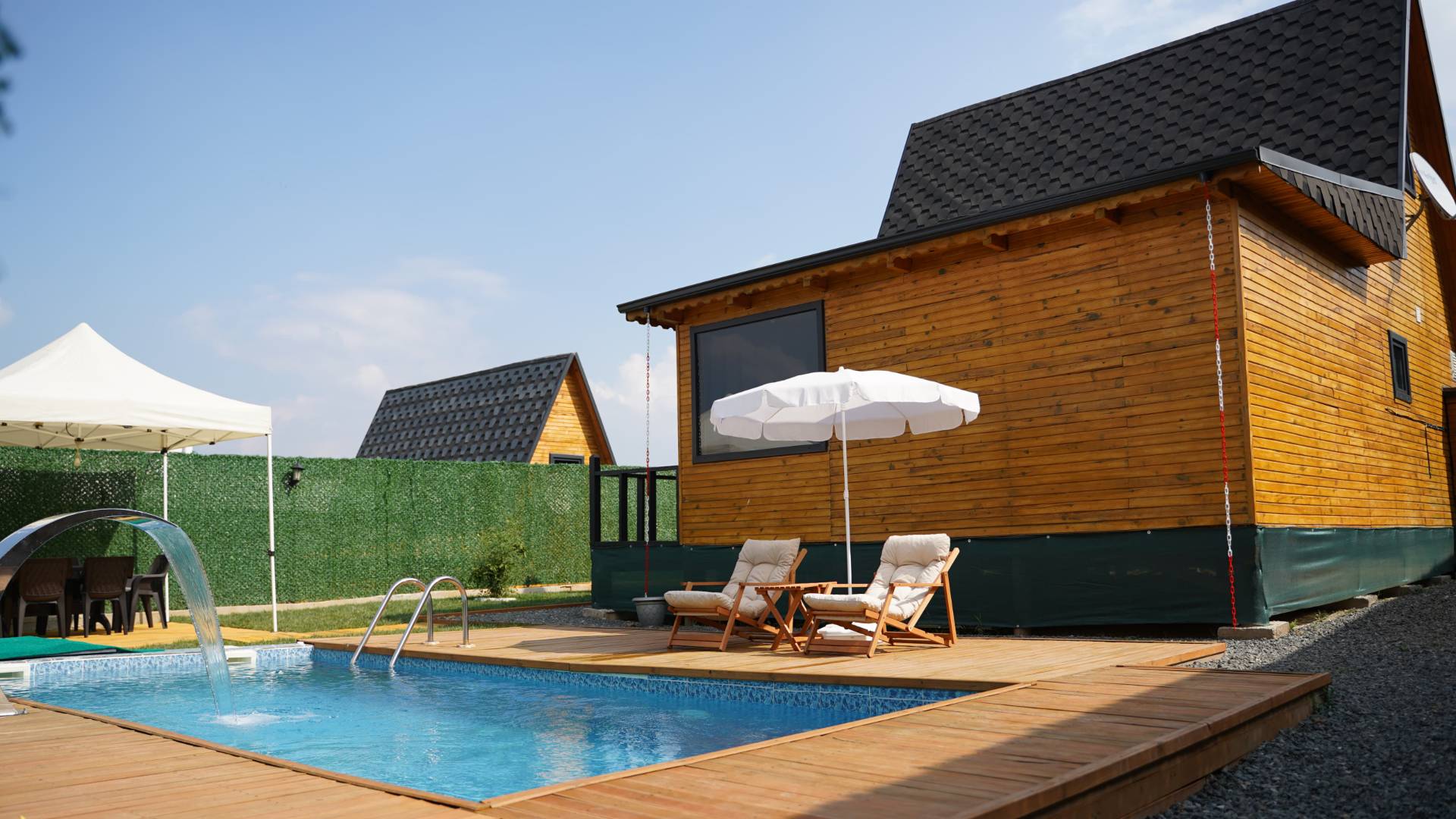 Sapanca Kırkpınar'da Enfes Doğada, Isıtmalı Havuzlu, Kiralık Bungalov - Sapanca / Kırkpınar