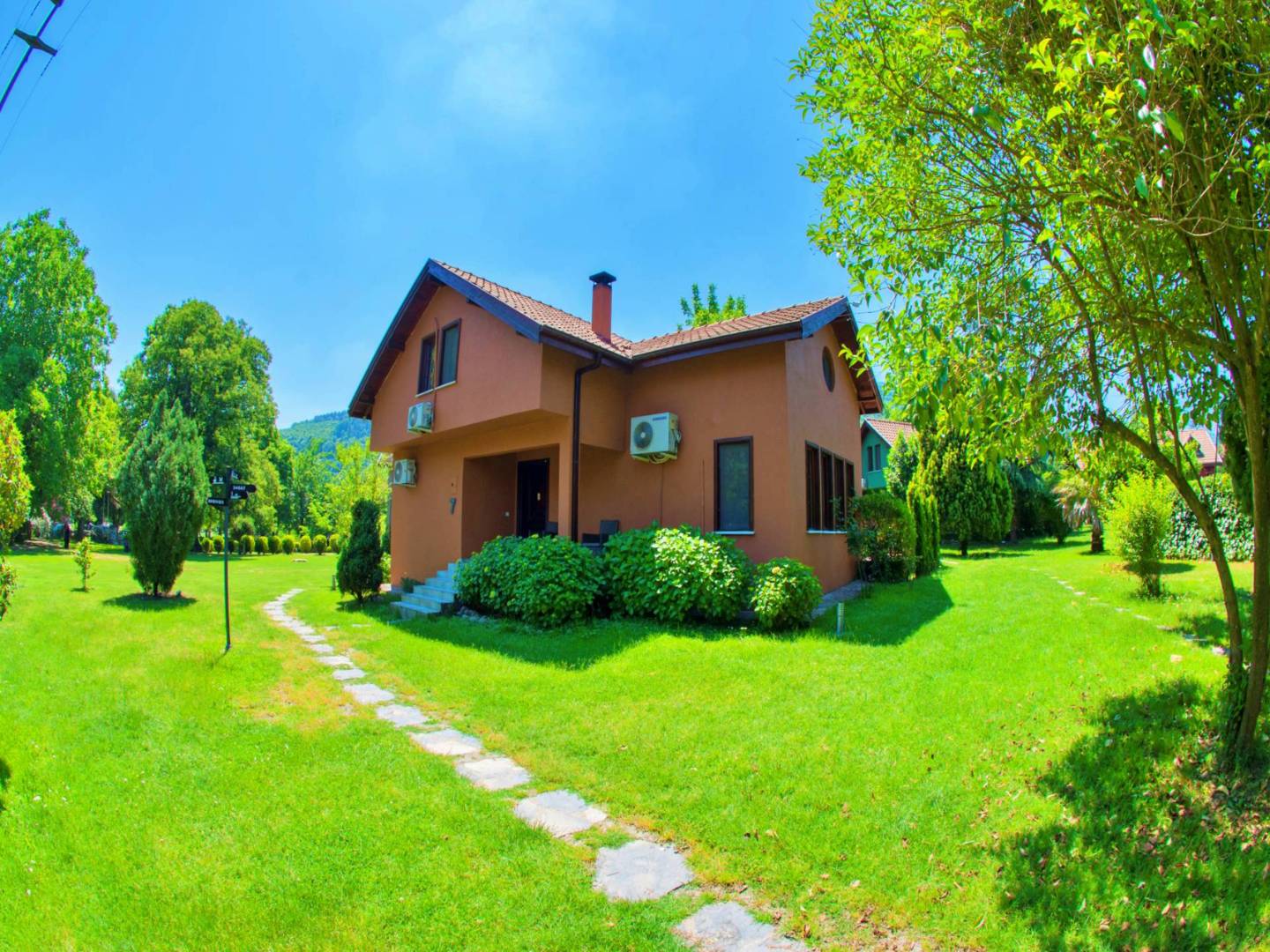Sapanca Kırkpınar'da Huzur Veren Doğada, Ortak Havuzlu, 4+1 Kiralık Villa fotoğraf 2