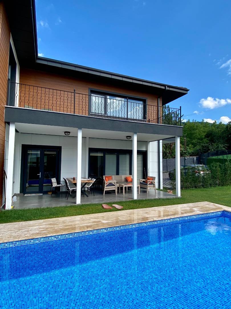 Sapanca Kırkpınar'da Merkezi Konumda, Özel Havuzlu, Kiralık Lüks Villa fotoğraf 2