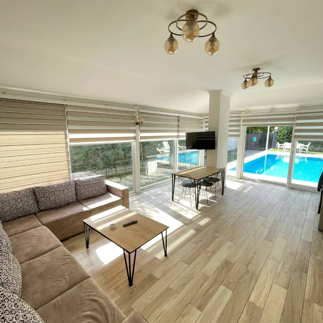 Sapanca Kırkpınar'da Site İçerisinde, Özel Havuzlu, Lüks Kiralık Villa fotoğraf 3