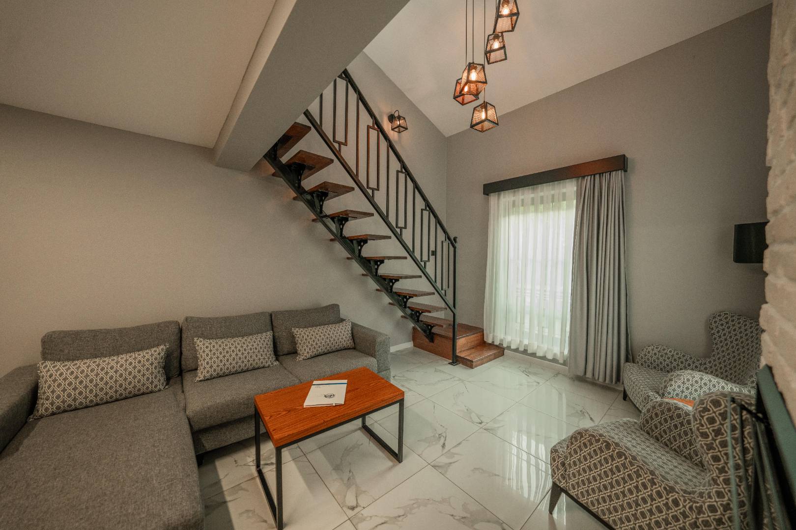 Sapanca Kırkpınar'da Tesis İçerisinde, Ortak Havuzlu, Modern Bungalov fotoğraf 3
