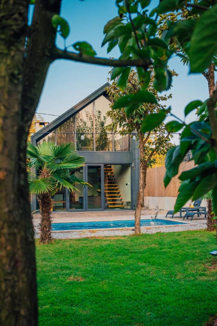 Sapanca Kurtköy'de Doğa İle İç İçe, Özel Havuzlu, Ferah Bungalov - Sapanca / Kurtköy