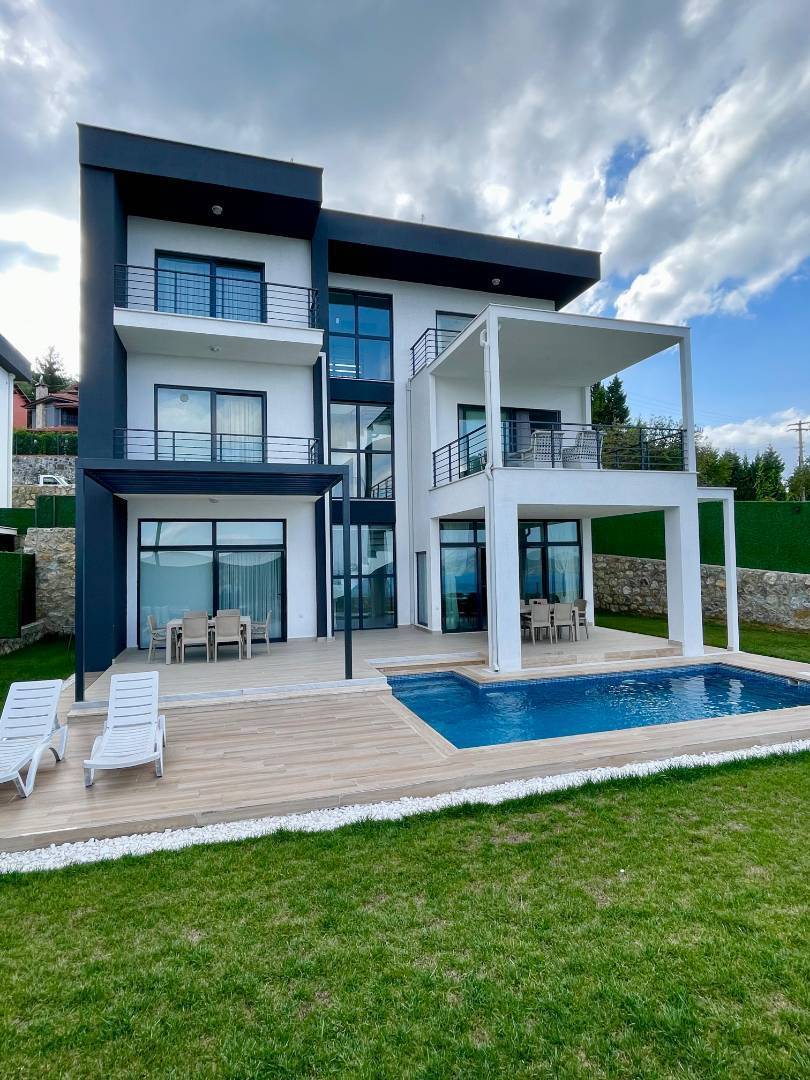 Sapanca Kurtköy'de Muhteşem Göl Manzaralı, Özel Havuzlu, 10 Kişilik Villa fotoğraf 2