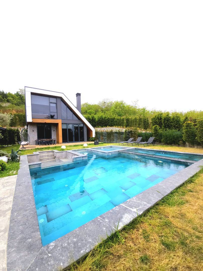Sapanca Kuruçeşme'de Sakin Konumda, Özel Havuzlu, Lüks Villa fotoğraf 2