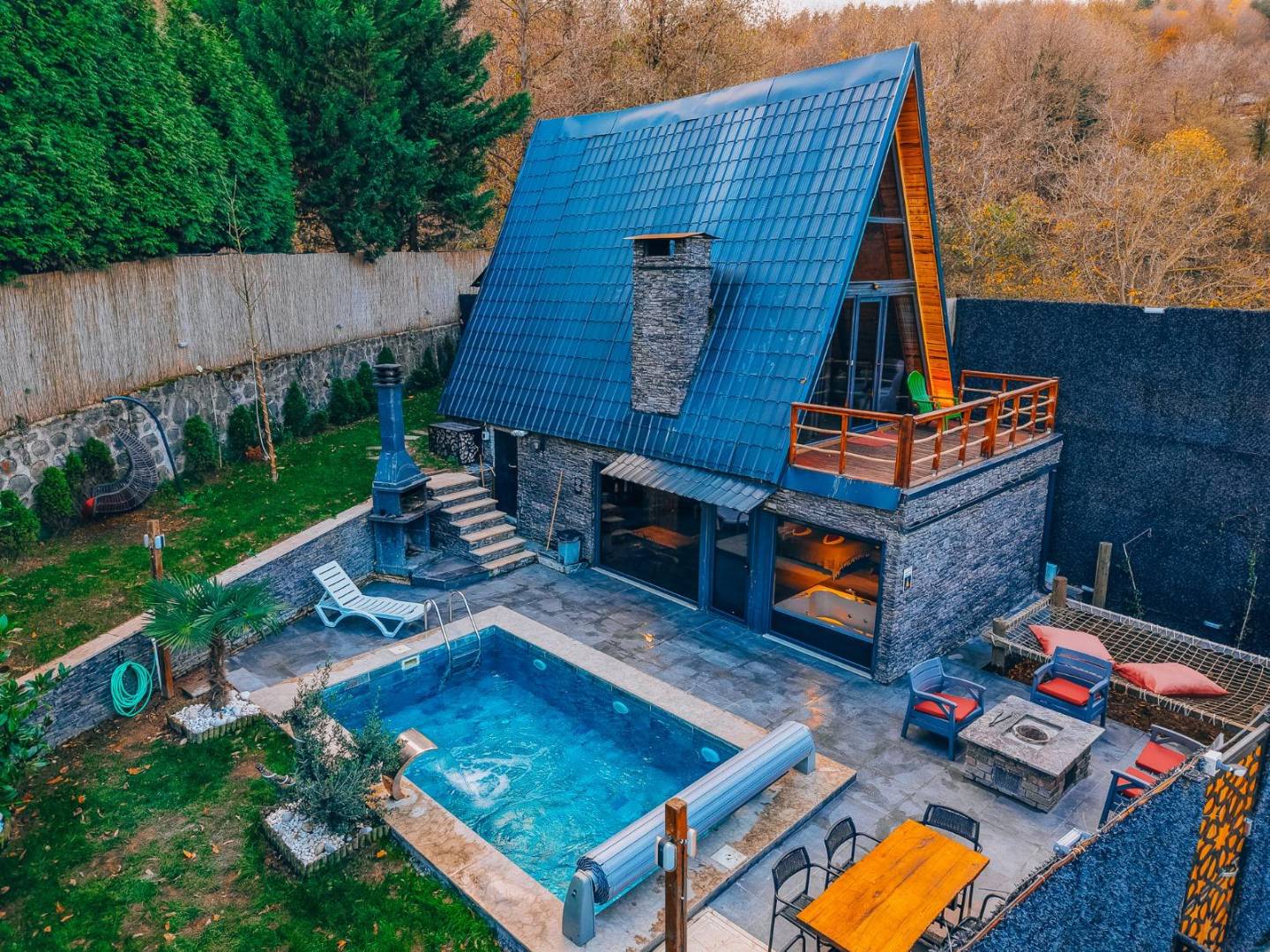 Sapanca Memnuniye'de Kalabalık Ailelere Uygun, Jakuzili, Kiralık Bungalov - Sapanca / Memnuniye