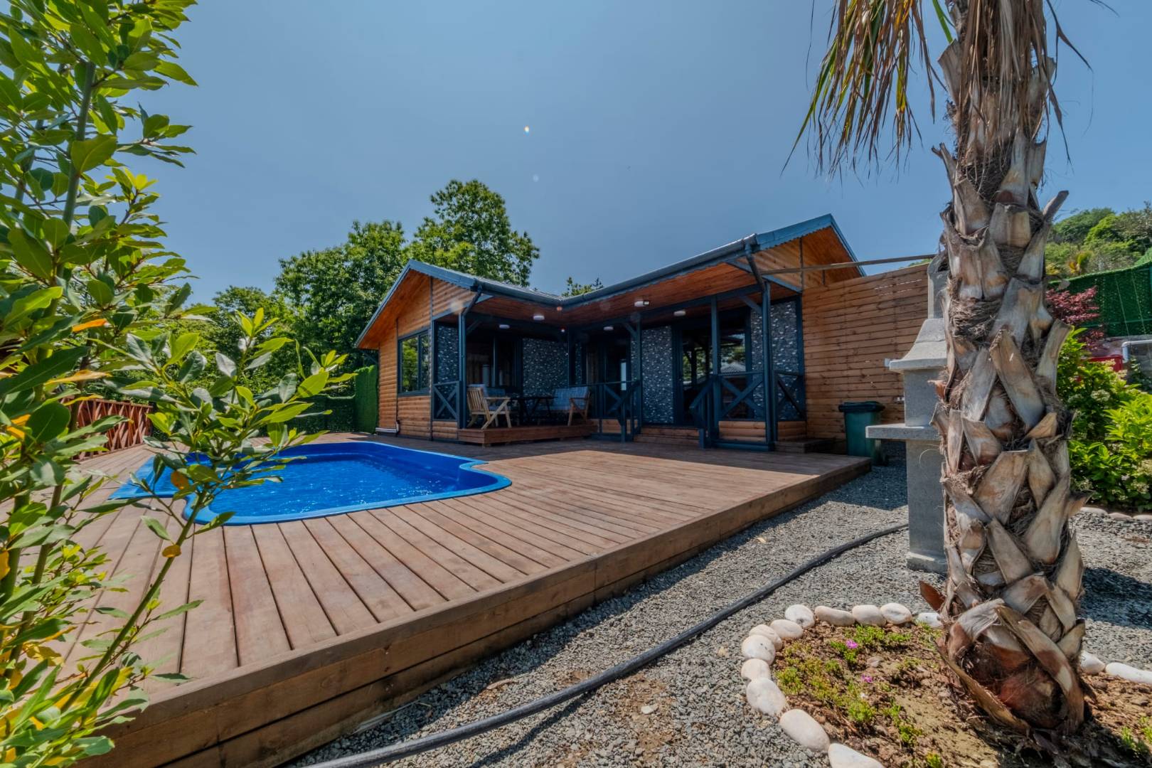 Sapanca Nailiye'de Göl Manzaralı, Isıtmalı Havuzlu, Kiralık Villa fotoğraf 2