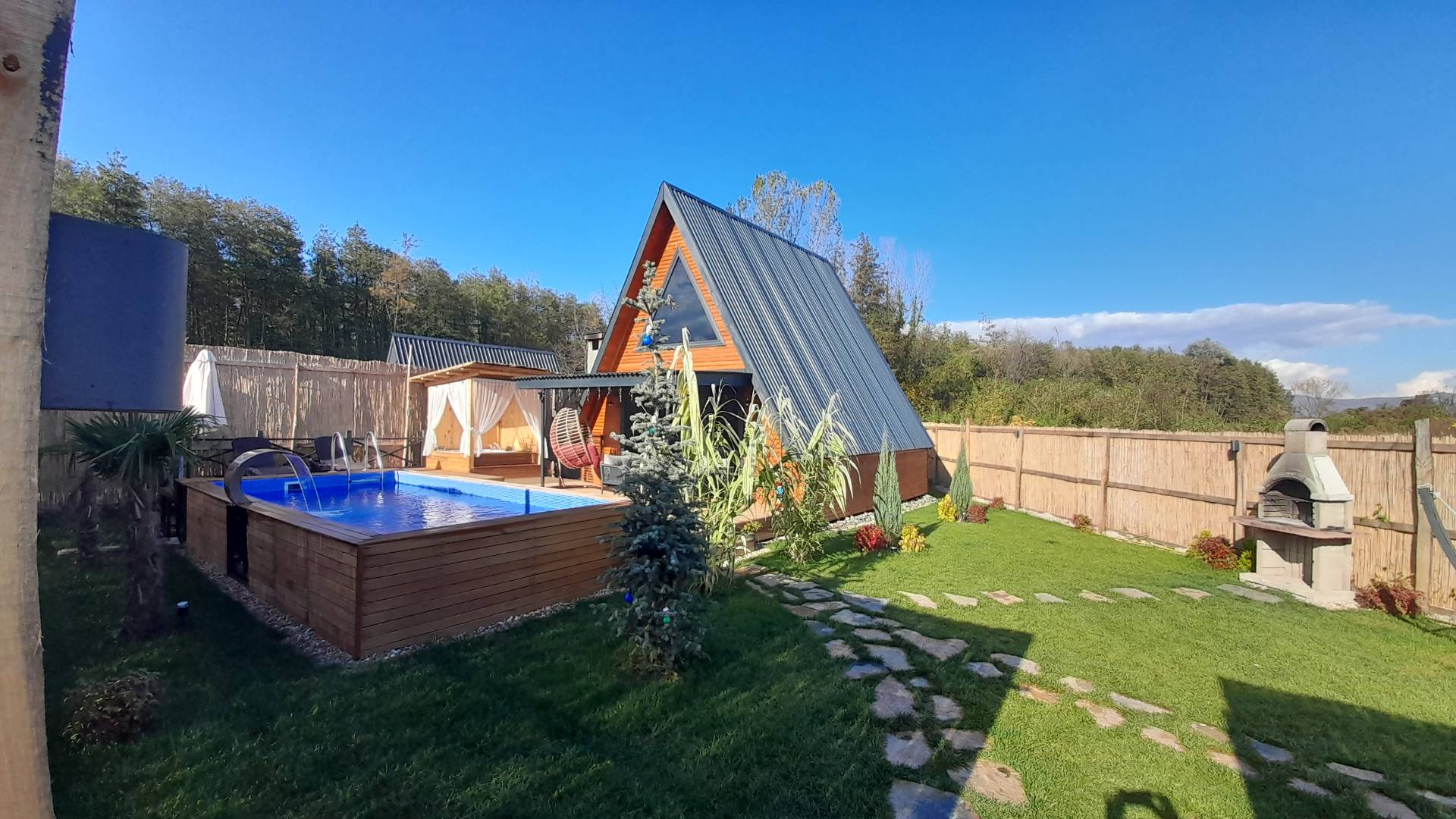 Sapanca Rüstempaşa'da Modern Tasarımlı, Özel Havuzlu, Kiralık Bungalov fotoğraf 3
