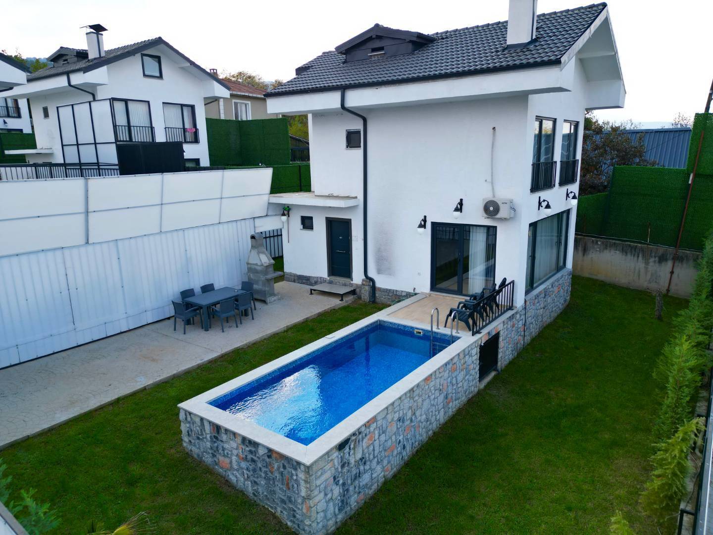 Sapanca Ünlüce'de Muhteşem Doğada, Özel Havuzlu, Modern Villa fotoğraf 3
