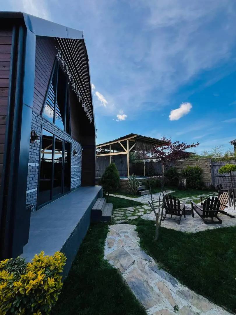 Sapanca Yanık'ta Ailelere Uygun, Isıtmalı Havuzlu, Kiralık Bungalov fotoğraf 2