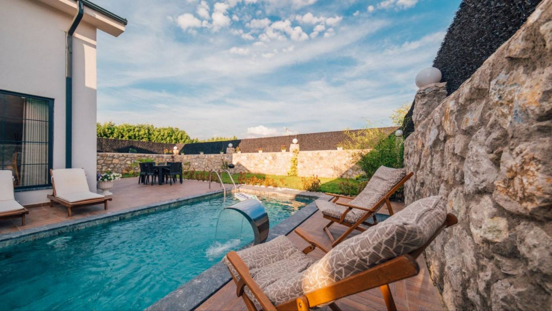 Sapanca Yanık'ta Doğanın Kalbinde, Isıtmalı Özel Havuzlu, Kiralık Bungalov fotoğraf 3