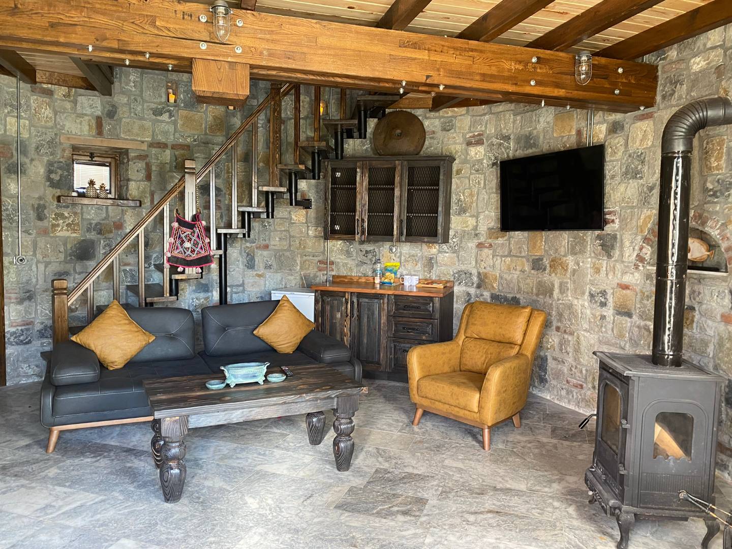 Sapanca Yanık'ta Doğanın Kucağında, Tesis İçerisinde, Kiralık Taş Ev fotoğraf 3