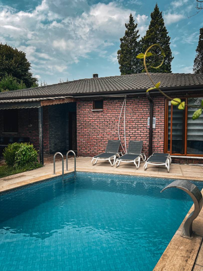 Sapanca Yanık'ta Jakuzili, Özel Havuzlu, Tuğla Villa fotoğraf 2