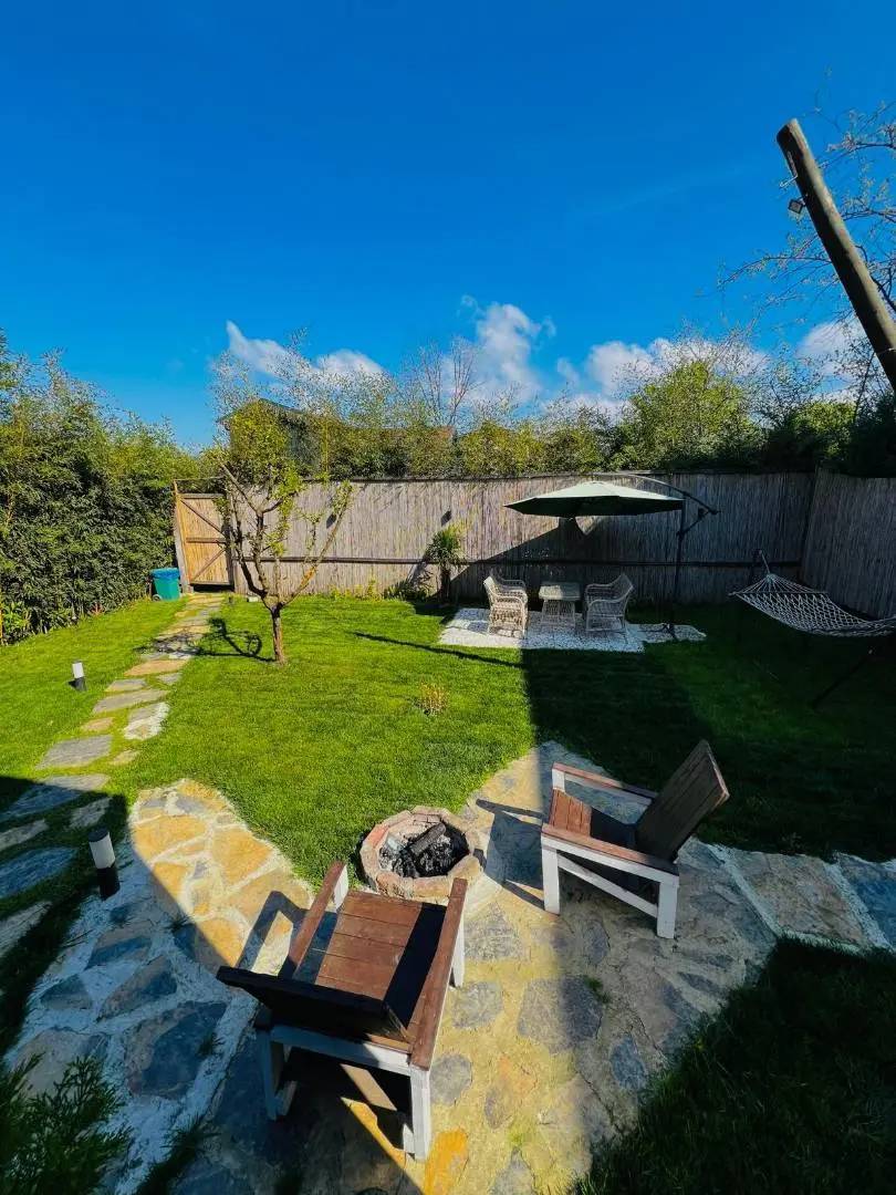 Sapanca Yanık'ta Merkezi Konumda, Isıtmalı Havuzlu, Modern Bungalov fotoğraf 3