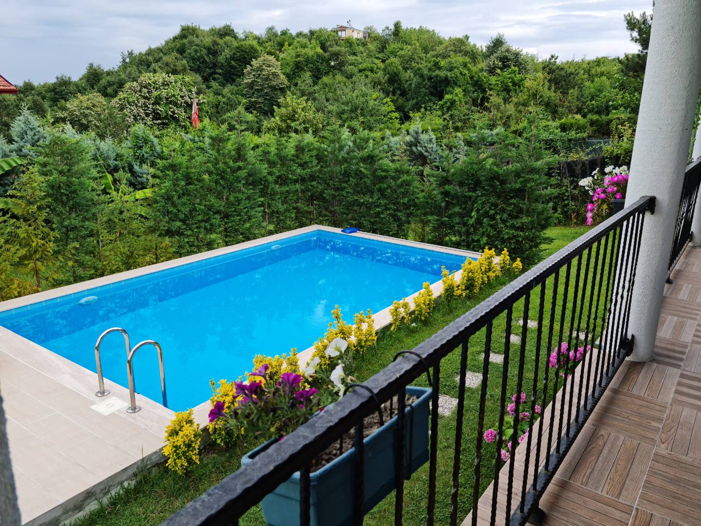 Sapanca'da Şehrin Gürültüsünden Uzak, Özel Havuzlu, Lüks Villa fotoğraf 3