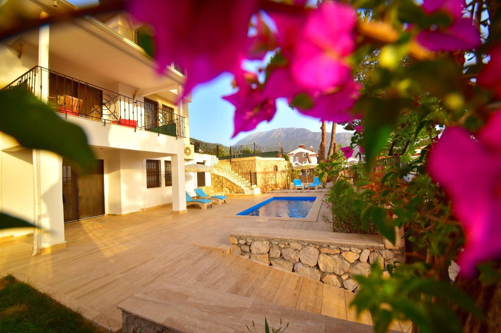 Fethiye Ölüdeniz'de Merkezi Konumda, Özel Havuzlu, Kiralık Villa fotoğraf 2