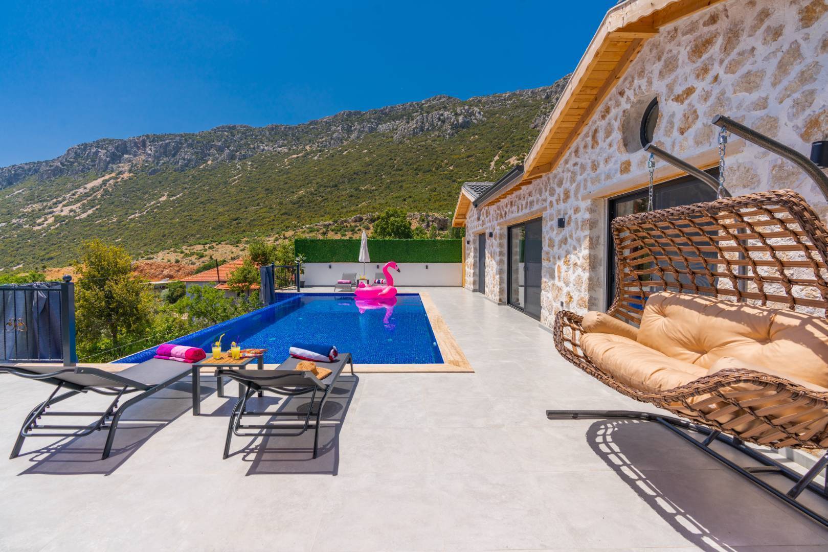 Kaş Bezirgan'da Doğa Manzaralı, Sonsuzluk Havuzlu, Jakuzili Villa fotoğraf 3