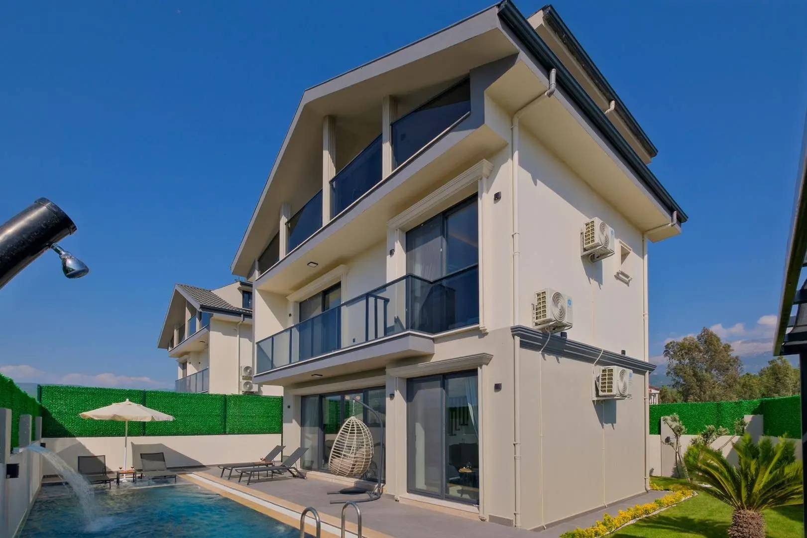 Muğla Seydikemer'de Geniş Ailelere Uygun, Özel Havuzlu, Kiralık Villa
