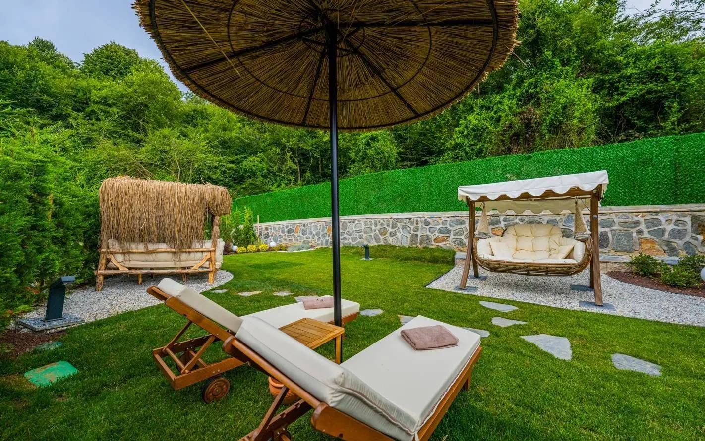 Sapanca Nailiye'de Tesis İçerisinde, Özel Havuzlu, Kiralık Villa fotoğraf 3